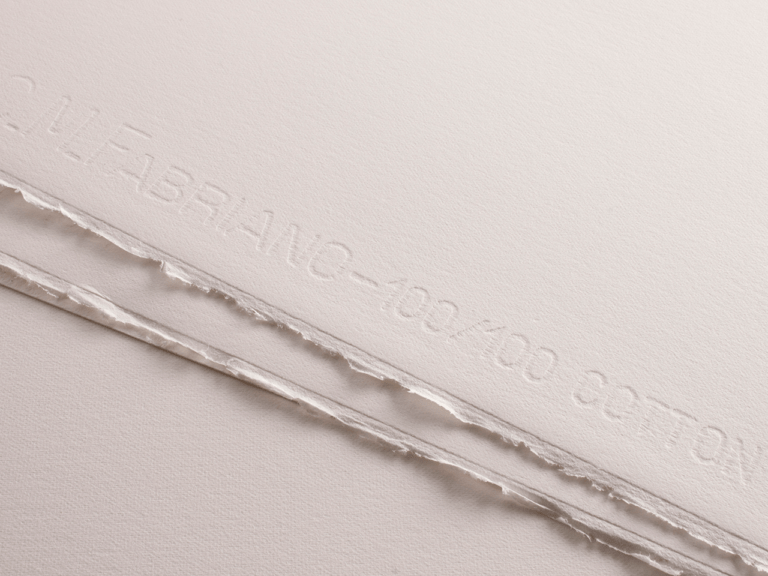 Carta Fabriano Artistico Traditional White in fogli 56x76 cm per